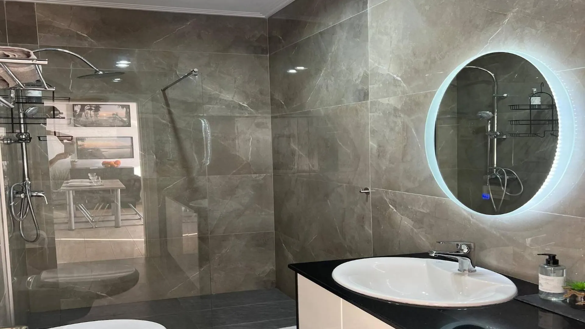Luxury Apartment By The Ionian Sea Sarandë