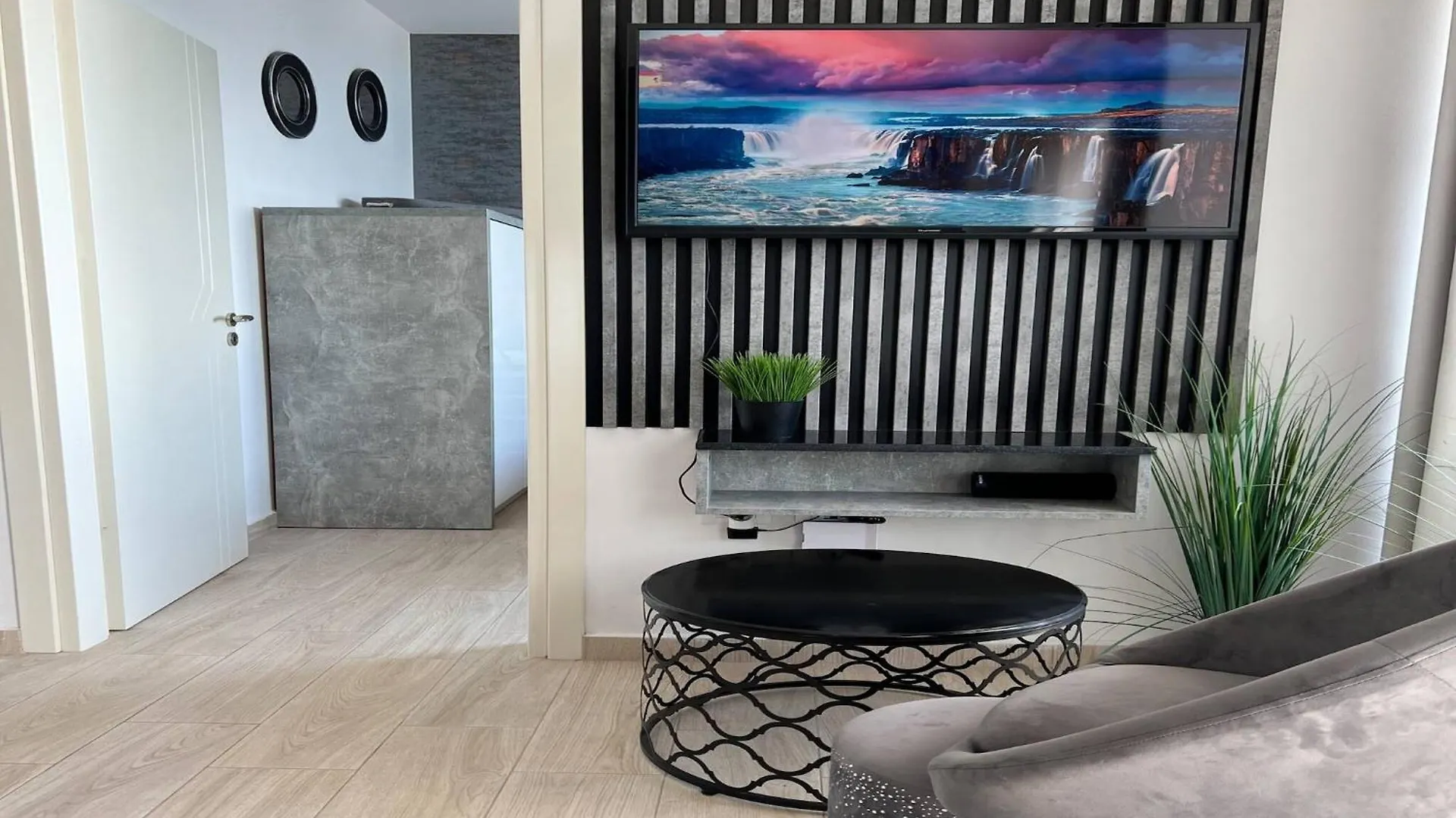 Luxury Apartment By The Ionian Sea Sarandë