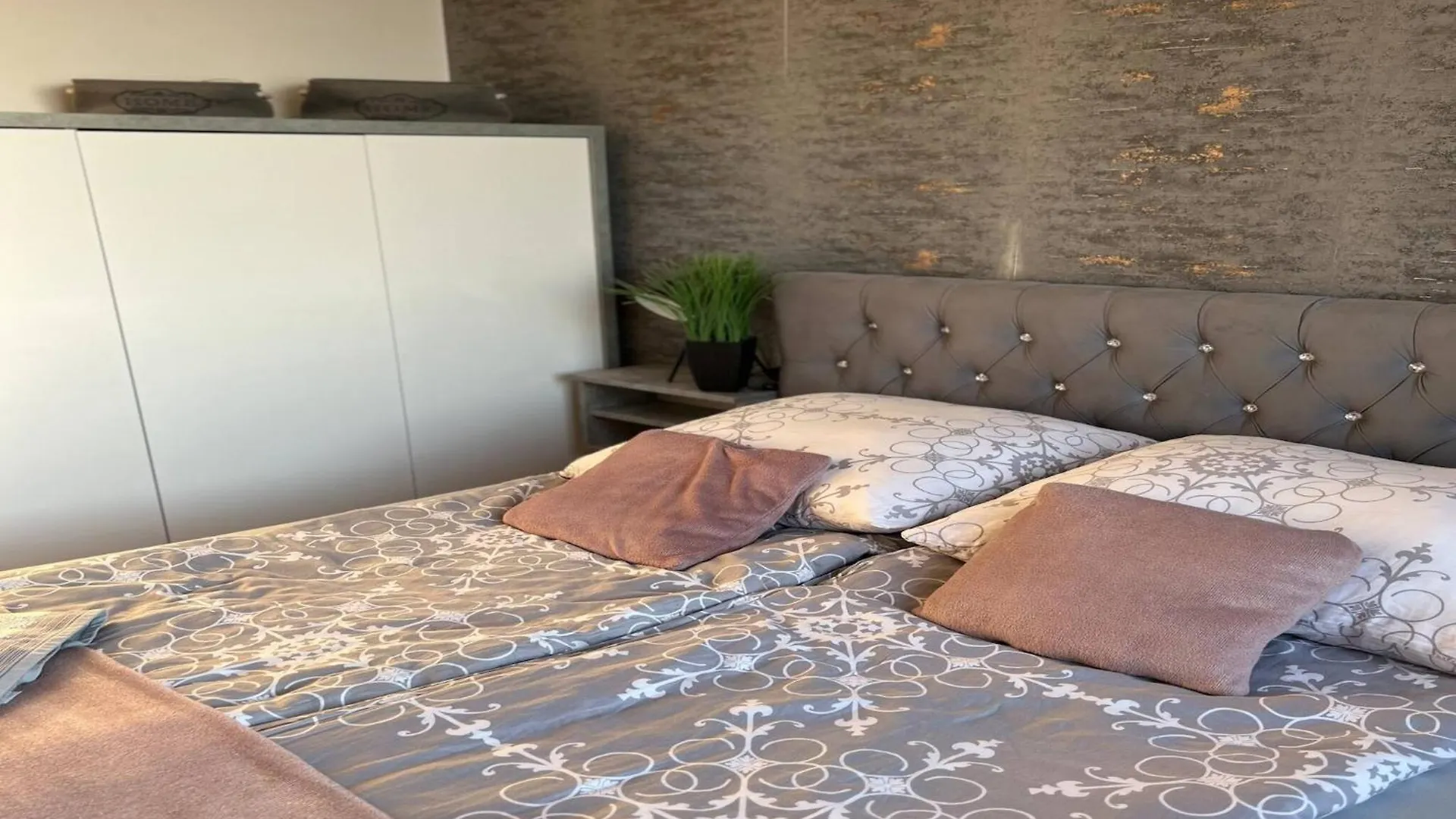 Luxury Apartment By The Ionian Sea Sarandë