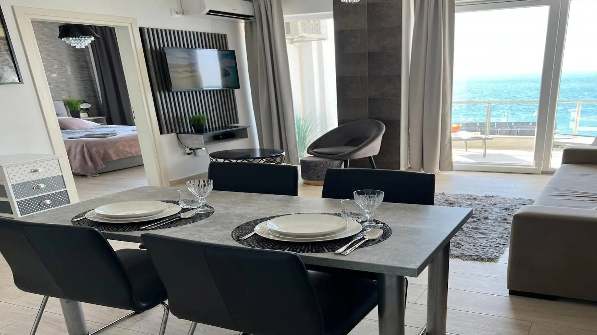 Luxury Apartment By The Ionian Sea Sarandë