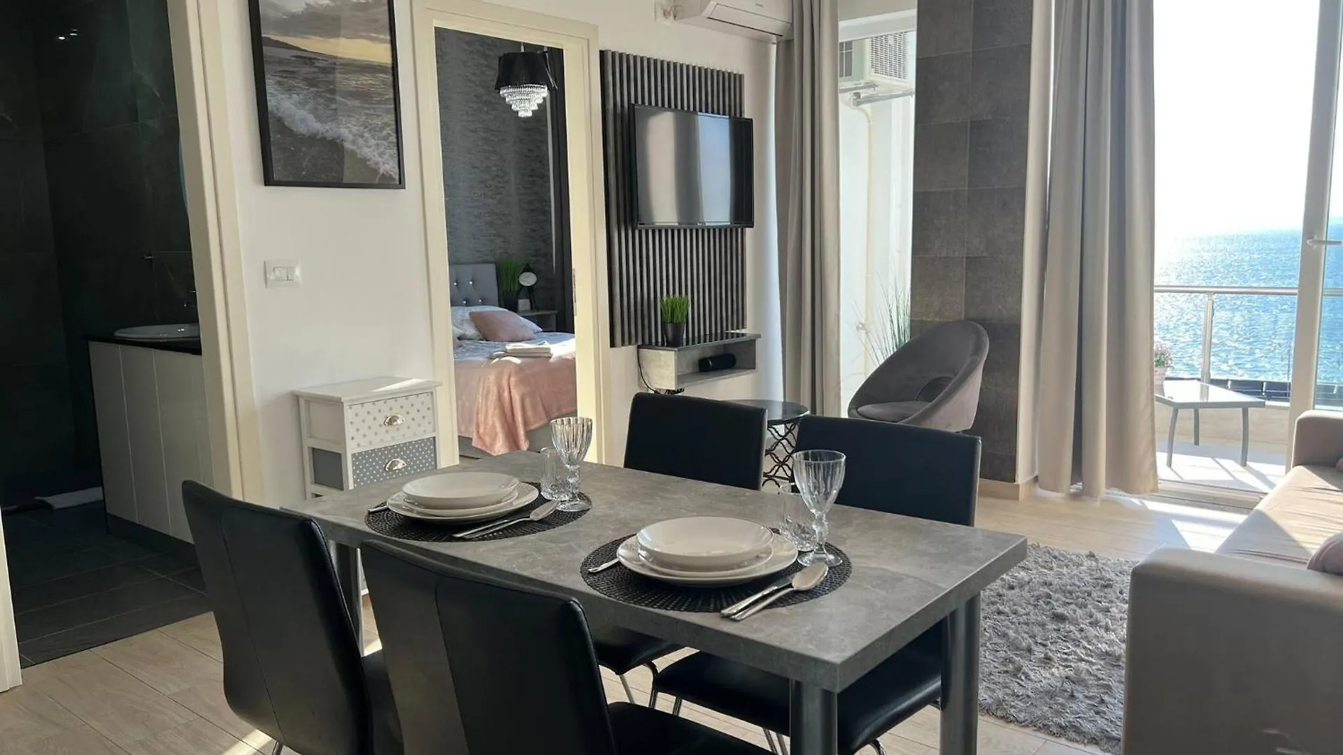 Luxury Apartment By The Ionian Sea Sarandë